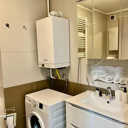 Tian Apartment *