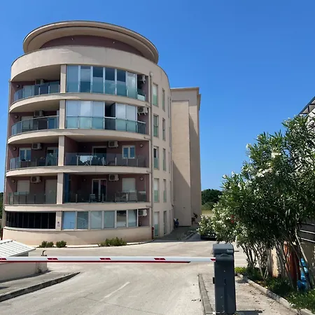 Tian * بولا